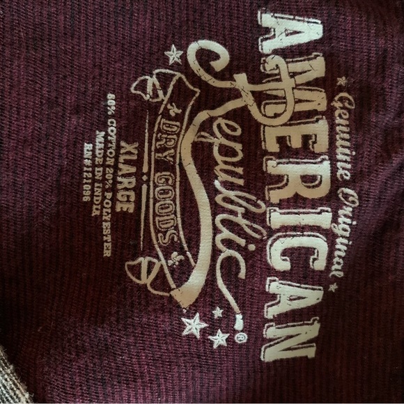 𝅺MEN'S L/S Tee, XL, Maroon & Gray - Picture 4 of 4